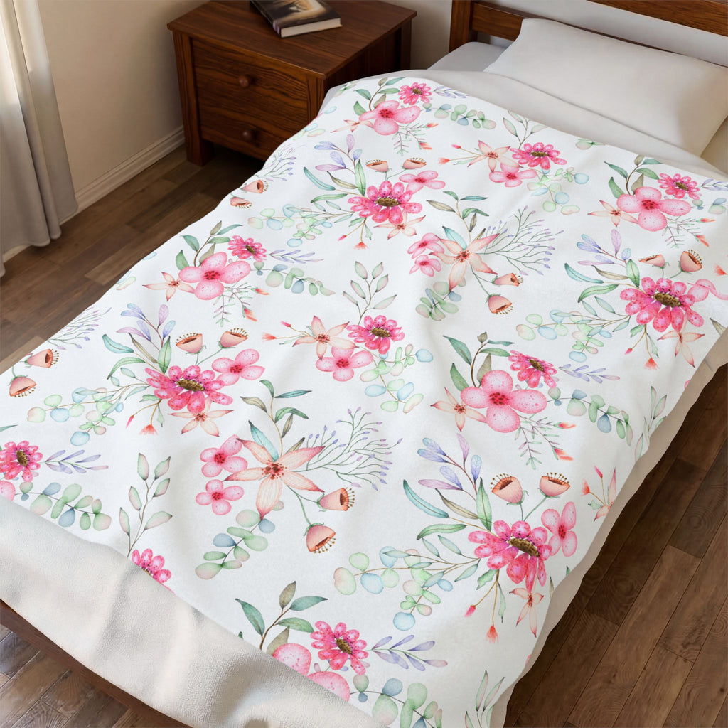 Floral Velveteen Plush Blanket — Soft Pink Watercolor Flowers Throw