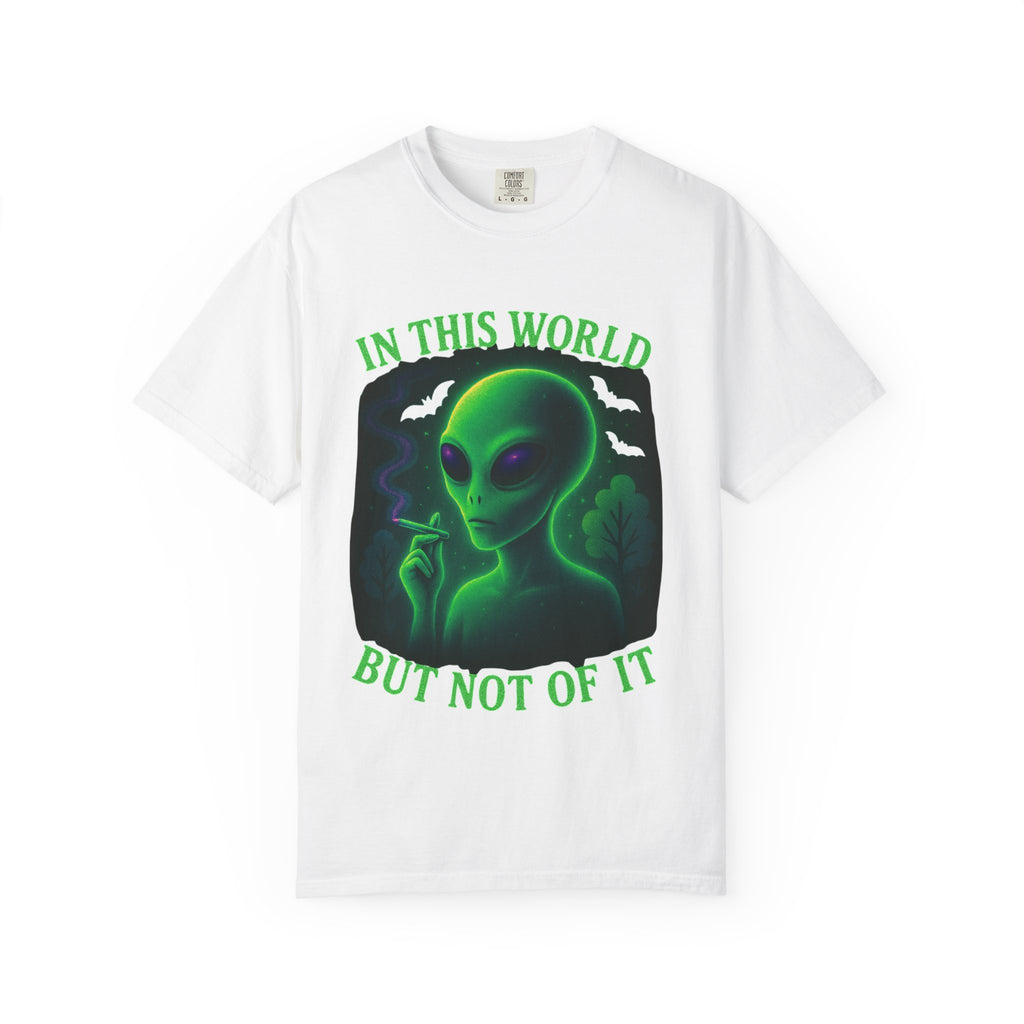 Quirky Alien Graphic T-Shirt - Unisex Tee, Casual Wear, Gifts for Sci-Fi Fans, Unique Statement Shirt, Everyday Comfort