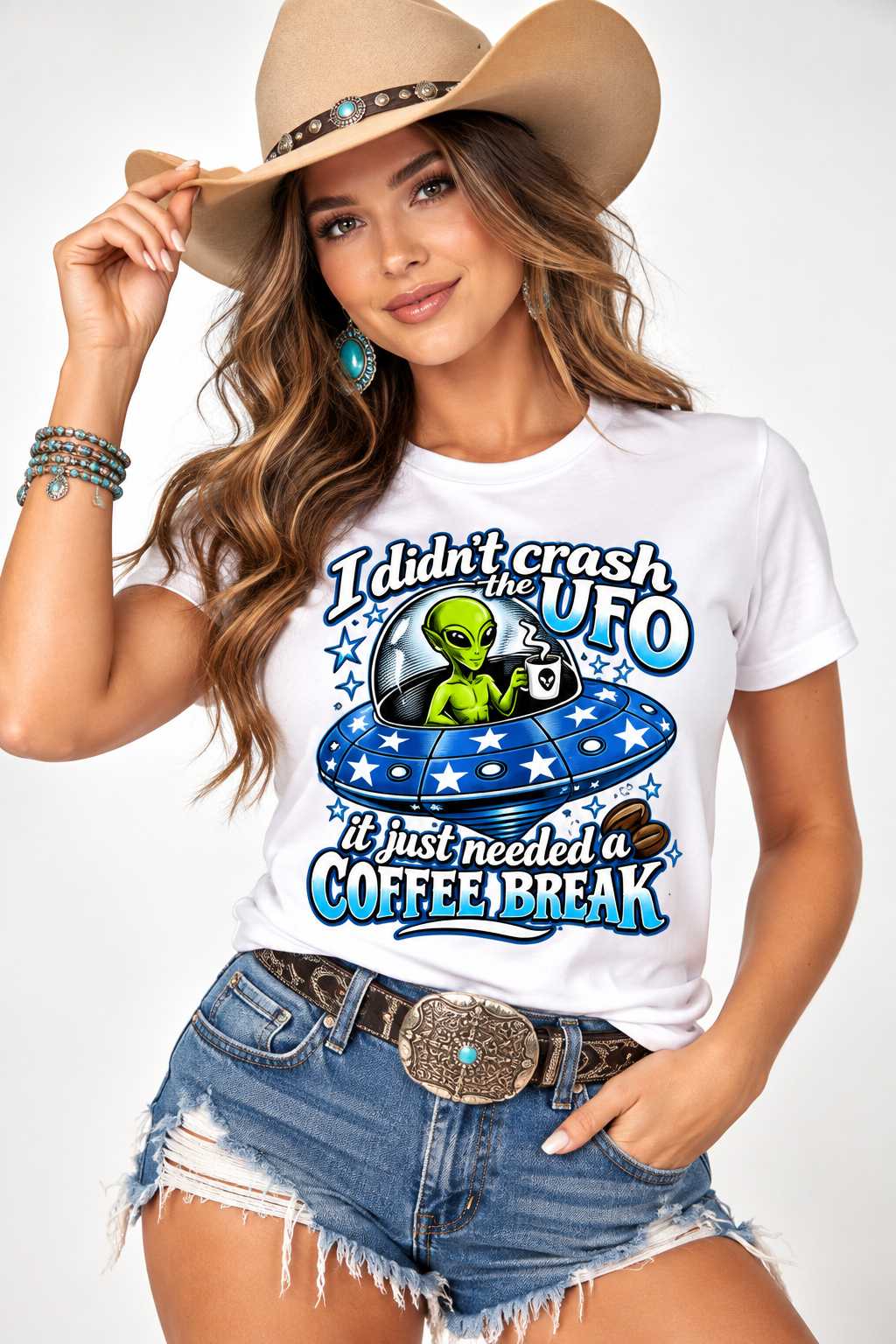 Alien Coffee Break Ladies T-Shirt  Funny UFO Retro Alien Coffee Lover Graphic Tee