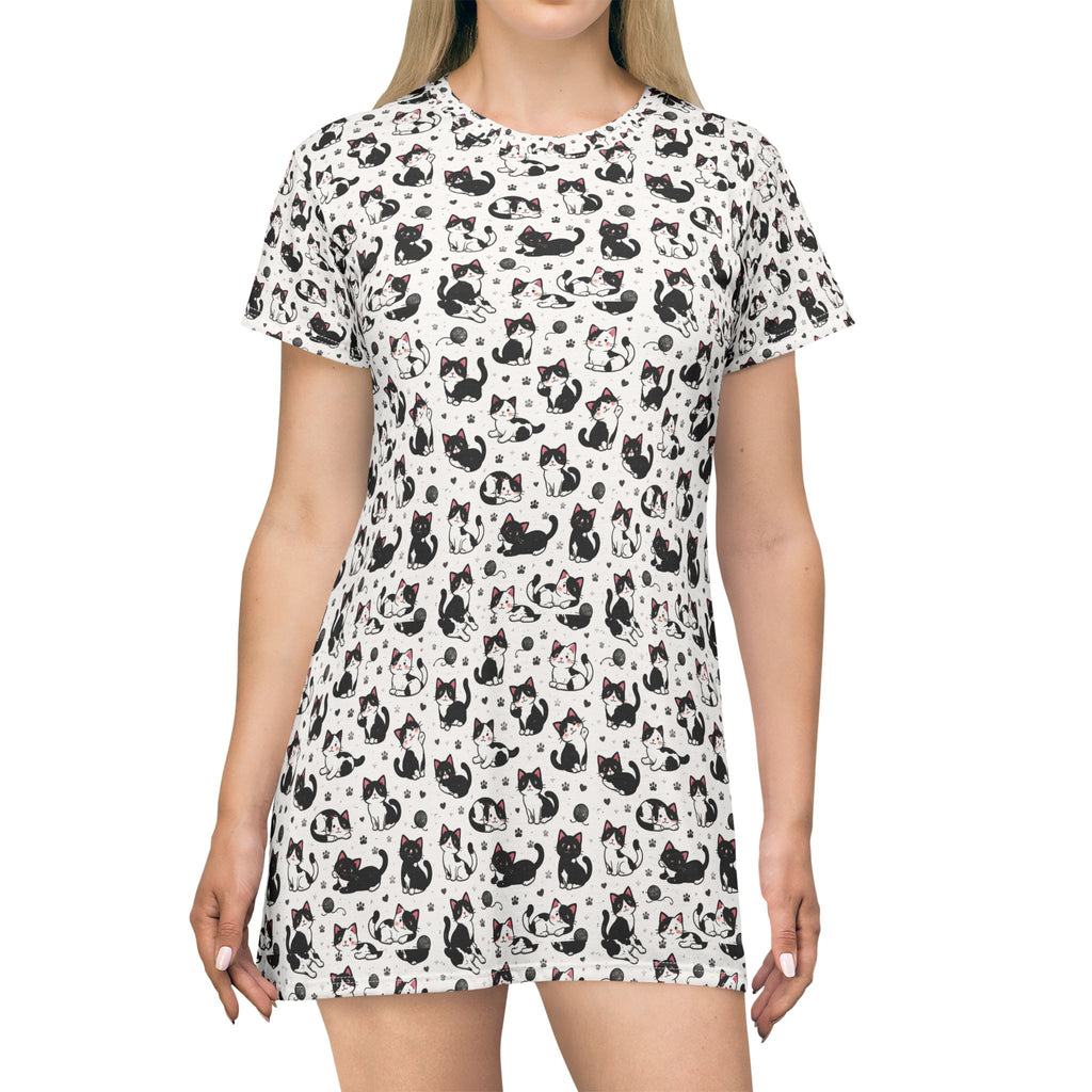 Cat Pattern T-Shirt Sleep Dress — Black & White Cat