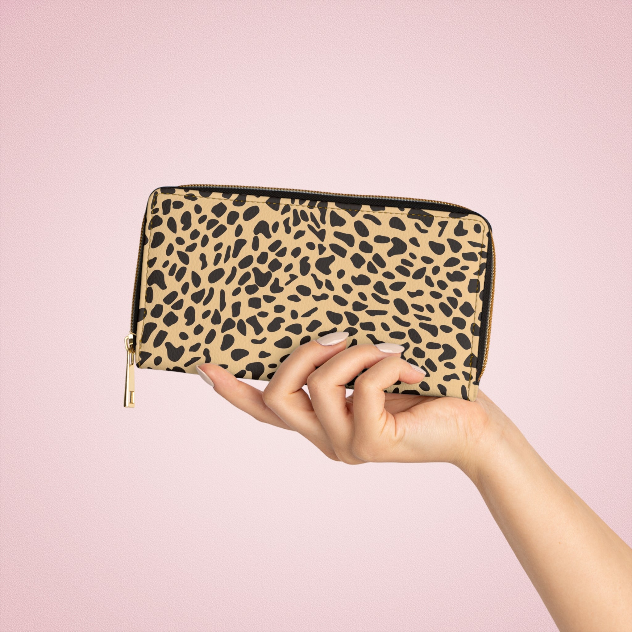 Chic Leopard Print Zipper Wallet, Stylish Clutch, Fashion Accessory, Gift for Her, Everyday Use, Trendy Wallet