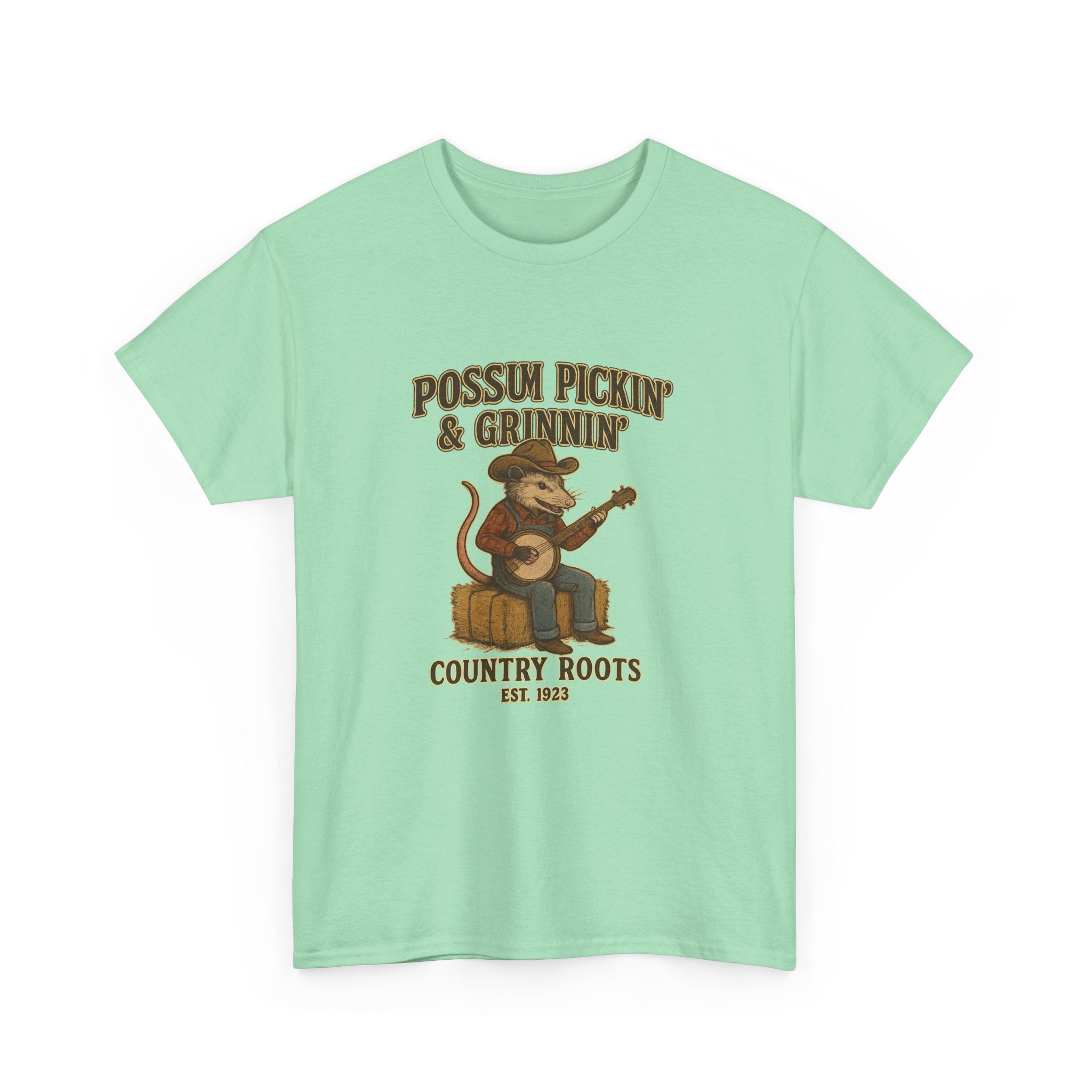 T-Shirt Possum Pickin' & Grinnin' Country Roots" Vintage Banjo Graphic Tee  Trendy T Shirt